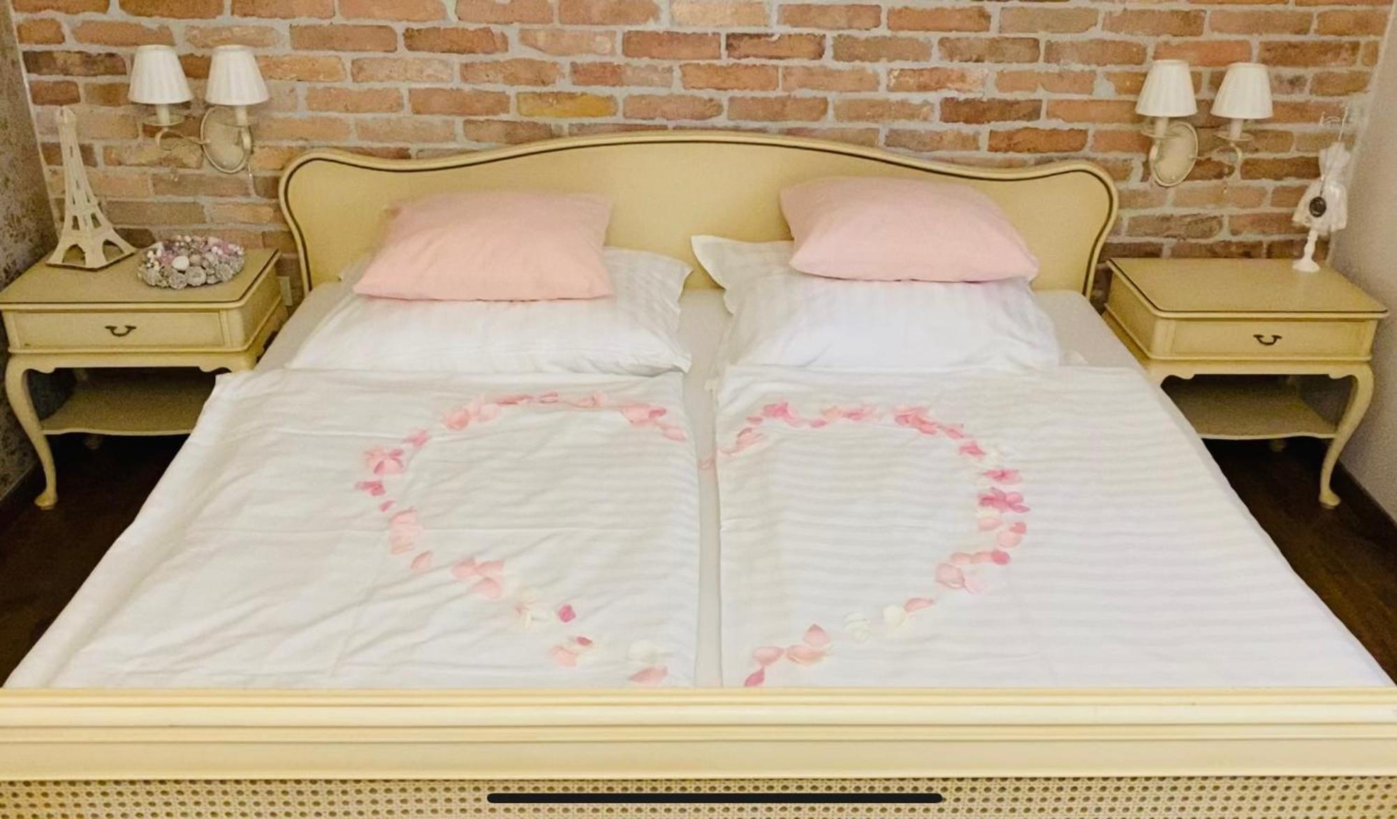 Gold Horse Vendeghaz Hotel Szilvasvarad Ngoại thất bức ảnh