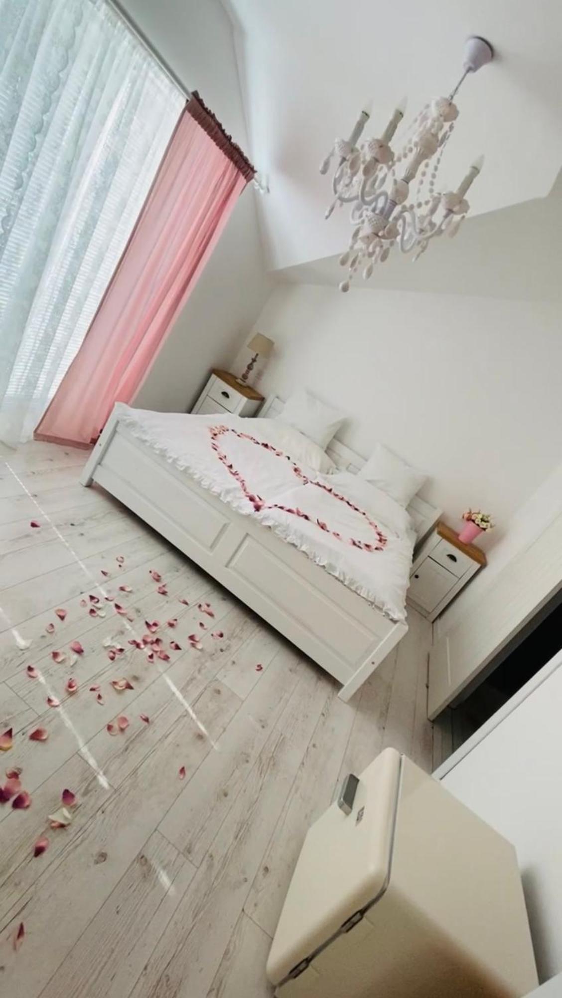 Gold Horse Vendeghaz Hotel Szilvasvarad Ngoại thất bức ảnh