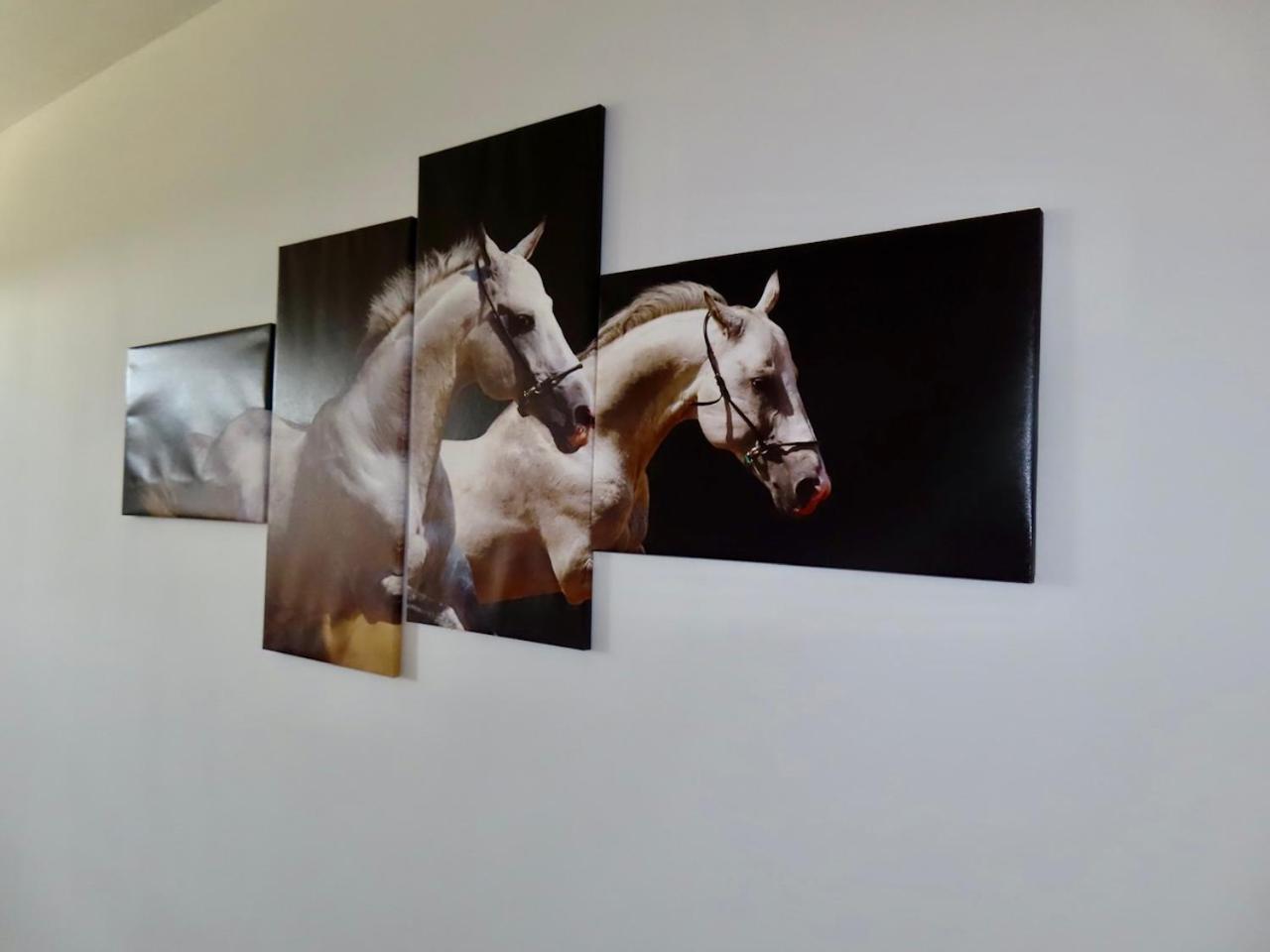Gold Horse Vendeghaz Hotel Szilvasvarad Ngoại thất bức ảnh